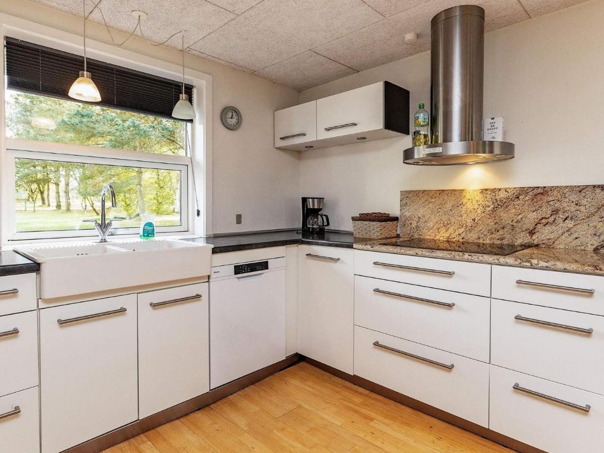 8 Person Holiday Home In Skals Kültér fotó